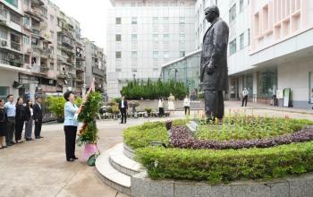 第十三屆全國政協副主席、中國宋慶齡基金會主席李斌訪問鏡湖